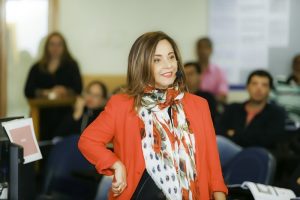 Ana Lígia Finamor, professora dos MBA’s da FGV nas áreas de negócios, inovação, carreira, pessoas e liderança, analisa o cenário de retomada do trabalho nas empresas no próximo ano.