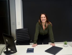 Leticia Maciel, da BRZ Content, fala sobre Assessoria de Imprensa dirigida a IAs